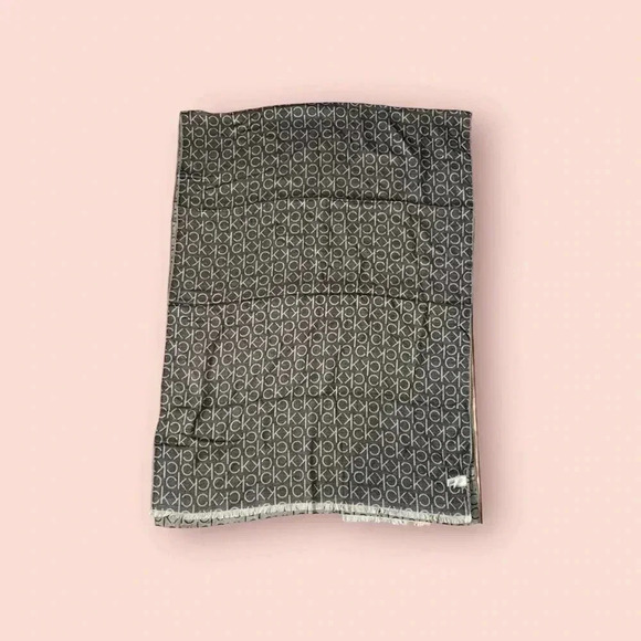 calvin klein monogram scarf - Picture 1 of 4